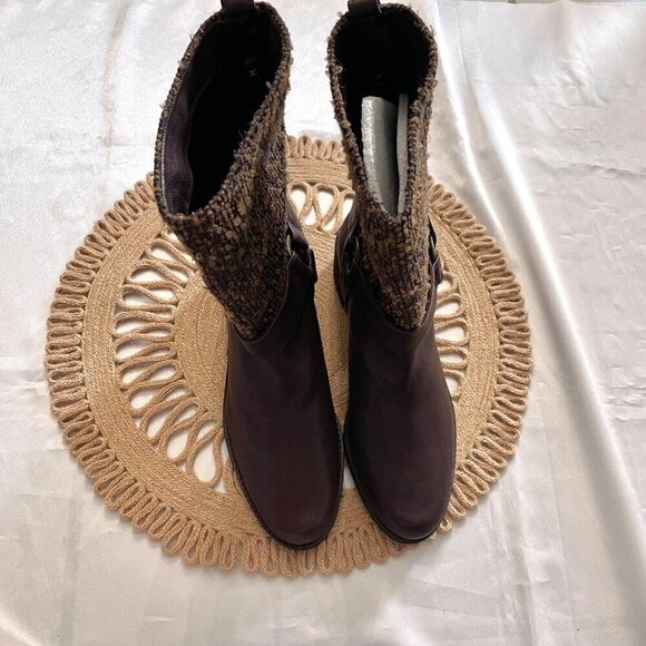 Stuart Weitzman Women's Slip On Tweed Brown Boucle Mid Calf Boots Size 8 - Picture 2 of 11